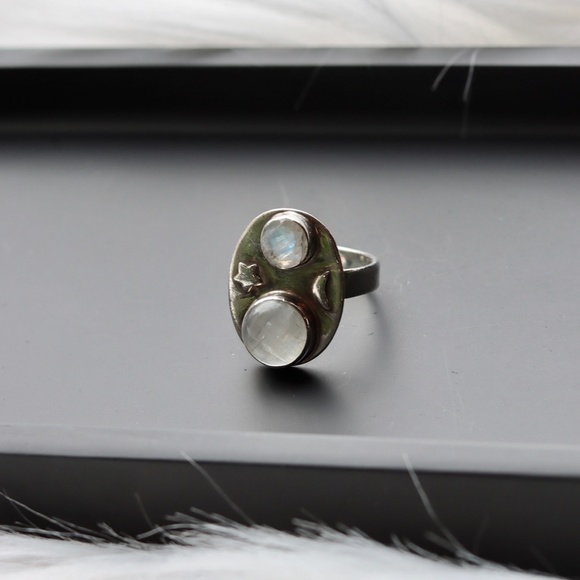 Moon and Star Moonstone Sterling Silver Ring - Picture 2 of 2